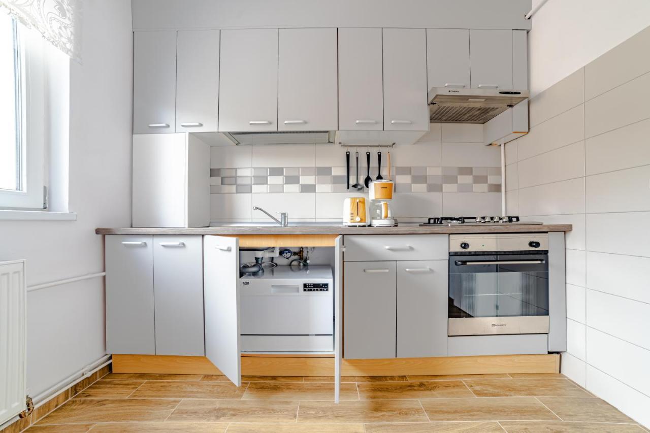 Mid-Term Rental Racadau Apartment Μπρασόβ Εξωτερικό φωτογραφία